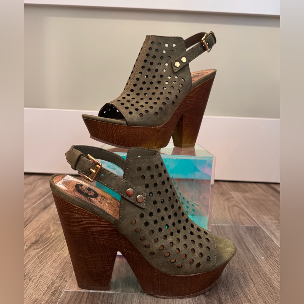 G by Guess Olive Cutout Wedge Sandals